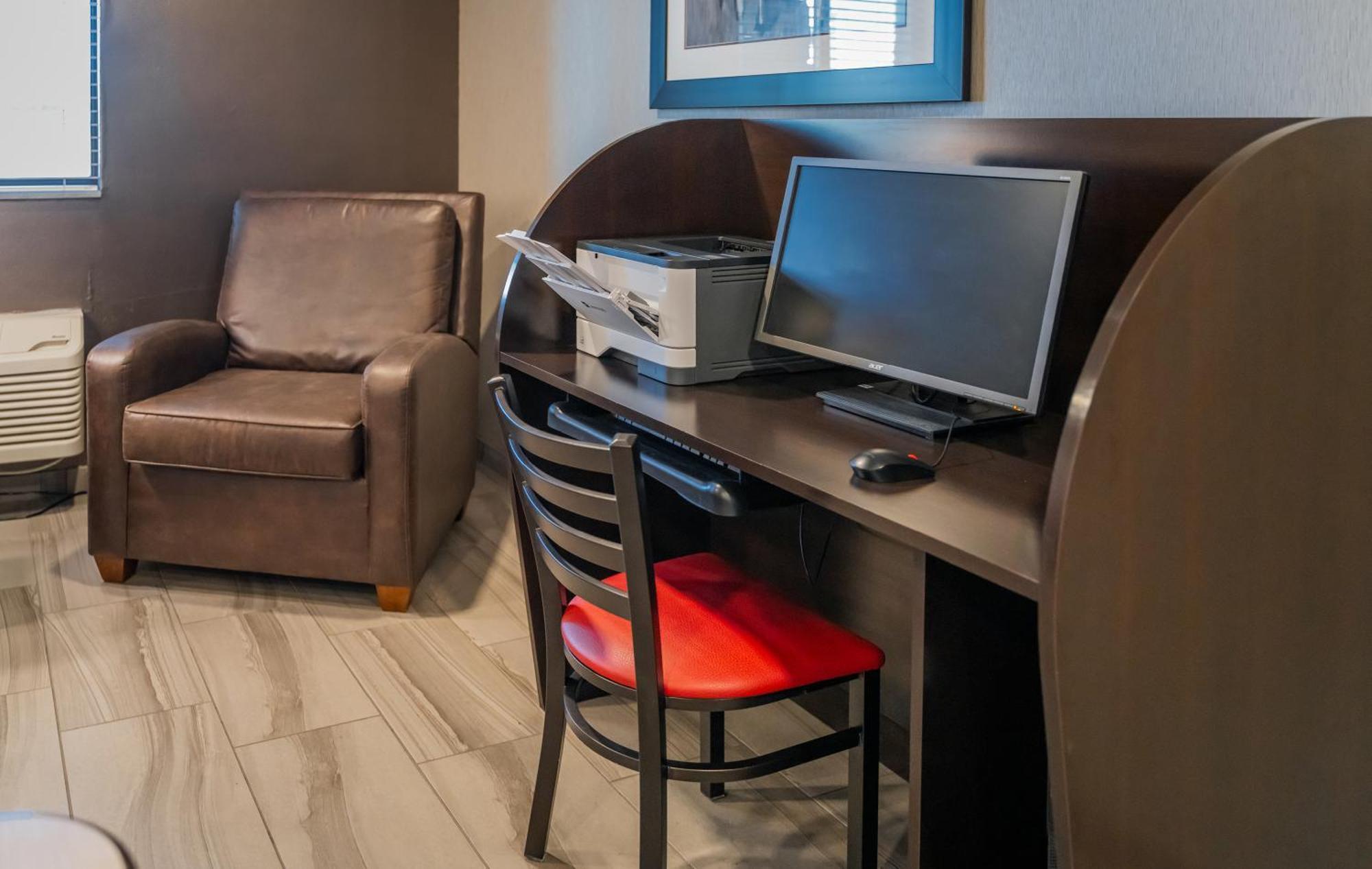 My Place Hotel-Hastings, Ne Экстерьер фото